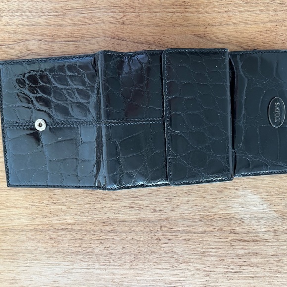 Tod's Alligator Leather Compact Wallet - Picture 7 of 7